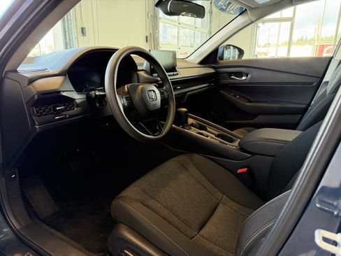 Used 2024 Honda Accord EX image 7