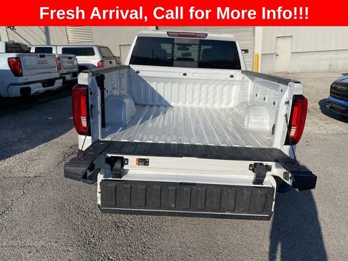 Used 2021 GMC Sierra 1500 SLT w/ SLT Premium Package image 10