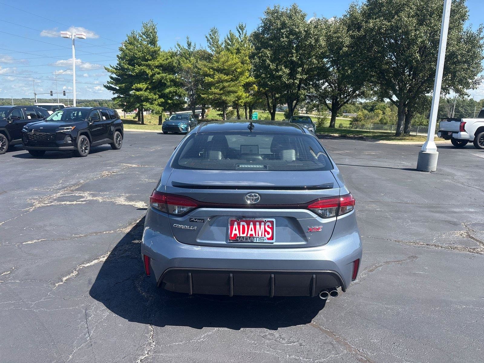 Used 2026 Toyota Corolla XSE FWD image 9