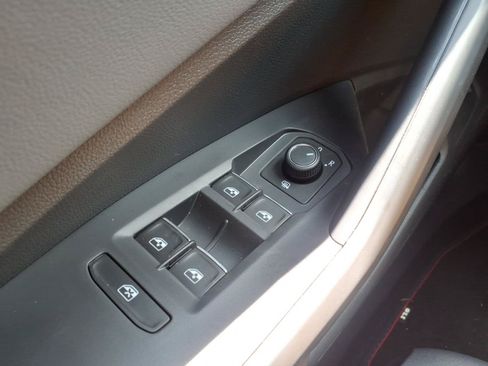 New 2026 Volkswagen Jetta GLI Autobahn FWD image 12