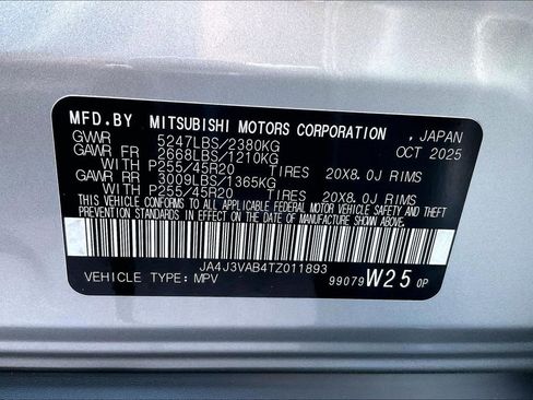 New 2026 Mitsubishi Outlander SE FWD image 14