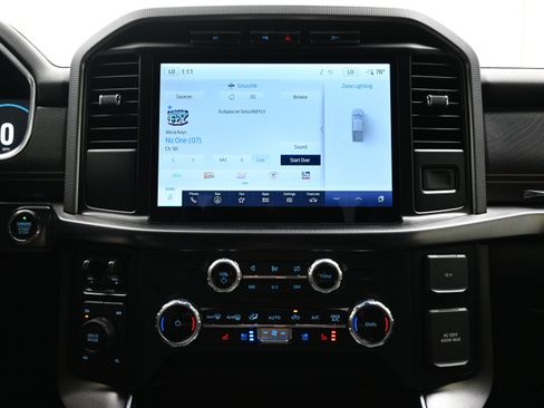 Used 2023 Ford F150 Platinum image 17