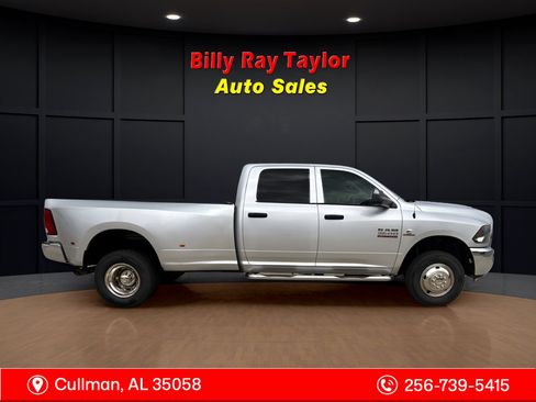 Used 2018 RAM 3500 Tradesman w/ Chrome Appearance Group image 5