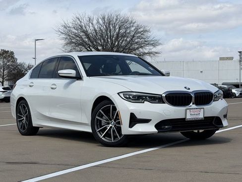 Used 2021 BMW 330i Sedan w/ Premium Package image 2