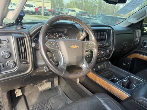 Used 2018 Chevrolet Silverado 3500 LTZ w/ Duramax Plus Package image 14