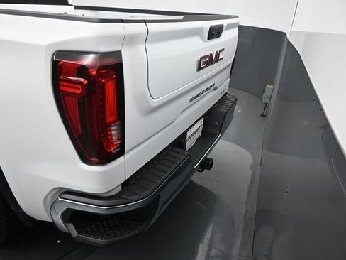 Used 2025 GMC Sierra 1500 SLT RWD image 16