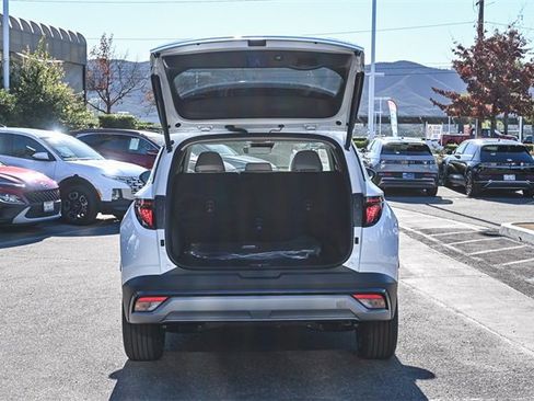 New 2026 Hyundai Tucson SEL image 10