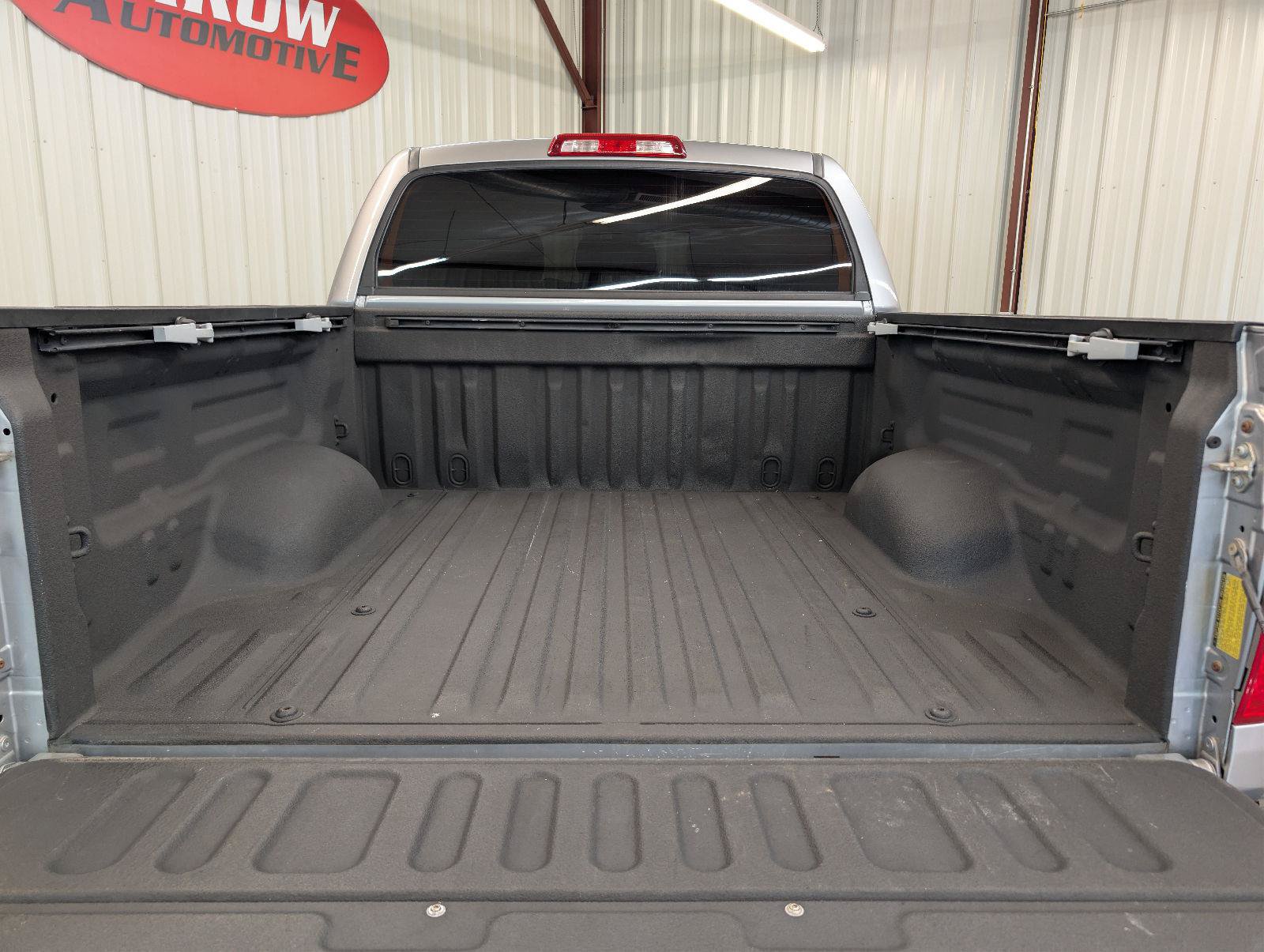 Used 2018 Toyota Tundra SR5 w/ SR5 Upgrade Package AWD/4WD image 29