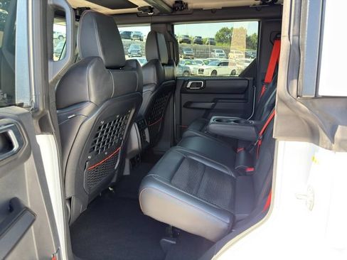 Used 2025 Ford Bronco Raptor AWD/4WD image 16