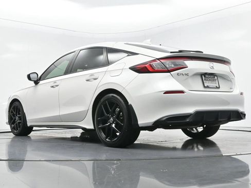 Used 2025 Honda Civic Sport image 45