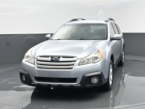 Used 2014 Subaru Outback 2.5i Premium AWD/4WD image 21