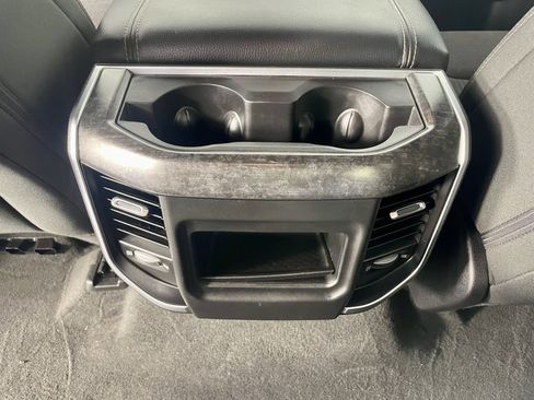 Used 2019 RAM 1500 Big Horn AWD/4WD image 24