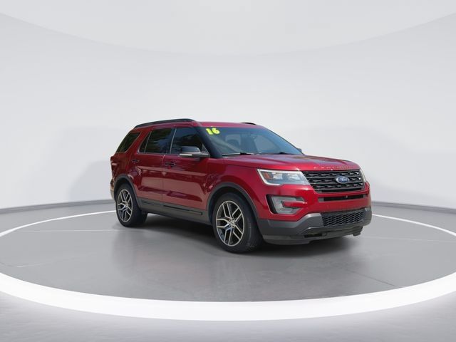 Used 2016 Ford Explorer Sport w/ Equipment Group 401A AWD/4WD image 2
