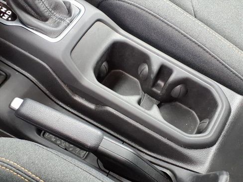 Used 2025 Jeep Wrangler Willys image 28