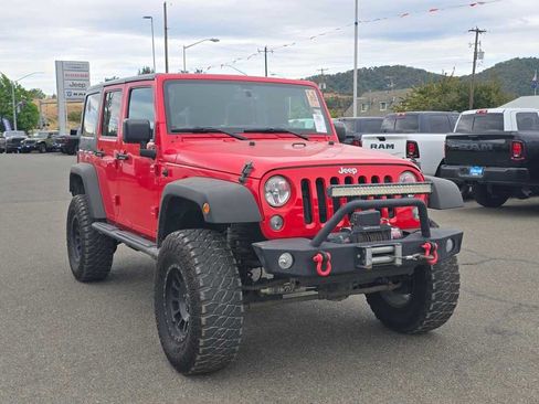 Used 2018 Jeep Wrangler Unlimited Sport S AWD/4WD image 4