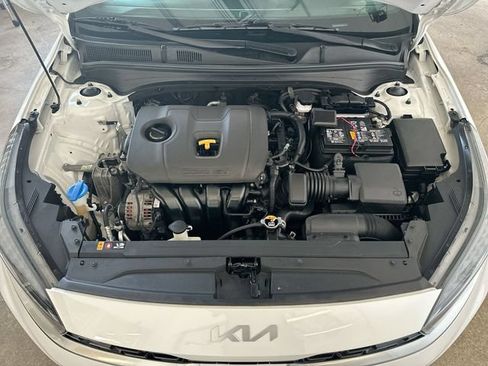 Certified 2023 Kia Forte GT-Line w/ GT-Line Technology Package FWD image 19