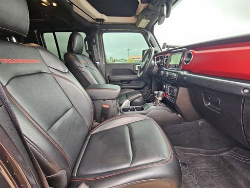 Used 2022 Jeep Gladiator Rubicon w/ LED Lighting Group image 29