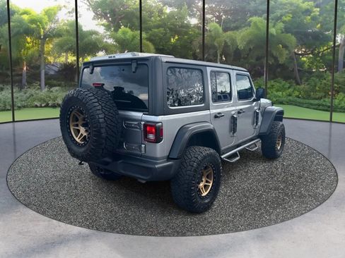 Used 2019 Jeep Wrangler Unlimited Sport S AWD/4WD image 5
