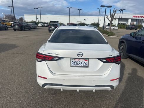 Used 2021 Nissan Sentra SV image 5