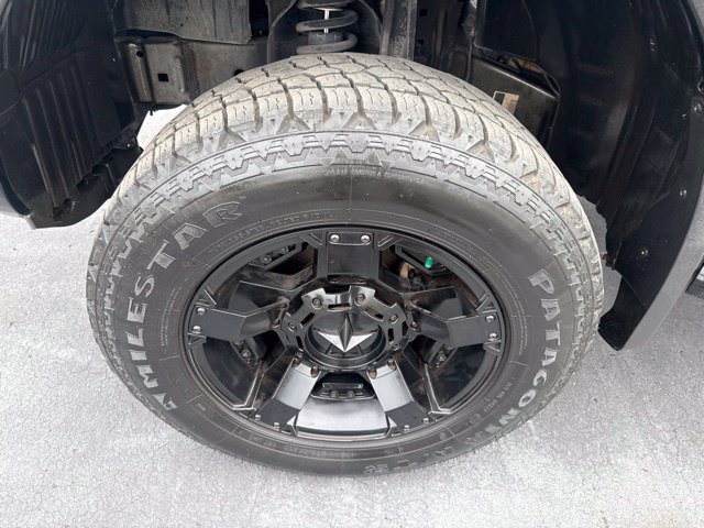 Used 2018 Nissan Frontier SV w/ Value Truck Package RWD image 9