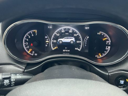 Used 2014 Jeep Grand Cherokee Limited AWD/4WD image 20