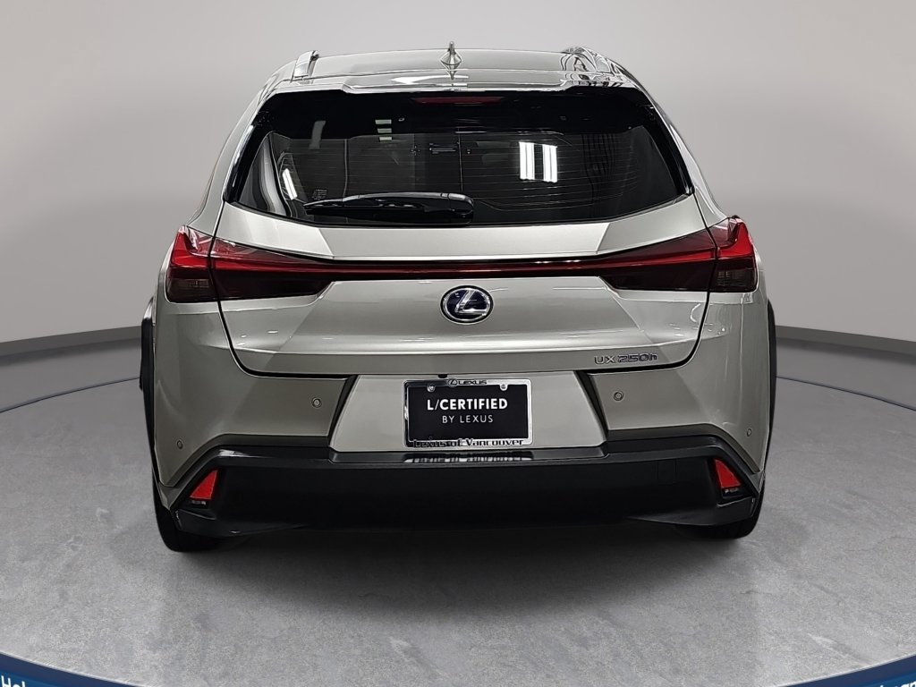 Used 2022 Lexus UX 250h w/ Accessory Package (Z2) AWD/4WD image 6
