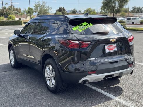 Used 2021 Chevrolet Blazer LT w/ Sound & Technology Package FWD image 5