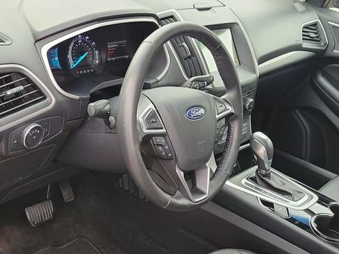 Used 2018 Ford Edge SEL w/ Canadian Touring Package AWD/4WD image 10