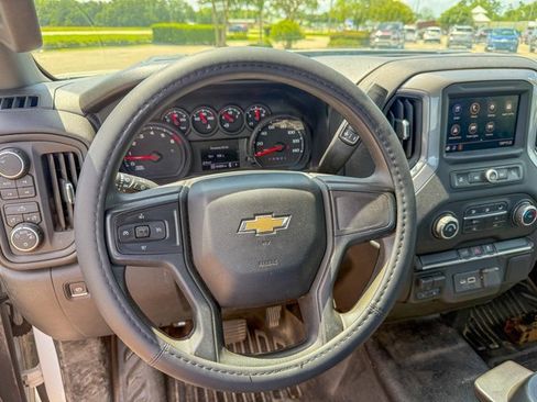 Used 2022 Chevrolet Silverado 2500 W/T w/ WT Fleet Convenience Package image 15