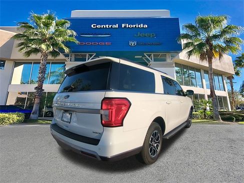 Used 2024 Ford Expedition Max XLT image 5