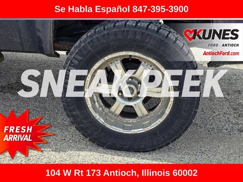 Used 2008 GMC Sierra 1500 SLE w/ Z71 Off-Road Package AWD/4WD image 13