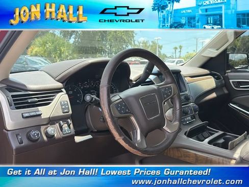 Used 2018 GMC Yukon Denali w/ Open Road Package AWD/4WD image 23