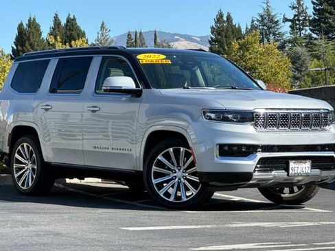 Used 2022 Jeep Grand Wagoneer Series II w/ Convenience Group III image 2