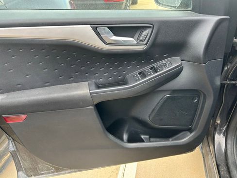 Used 2020 Ford Escape SE AWD/4WD image 8