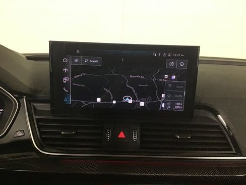 Used 2023 Audi SQ5 Prestige w/ Prestige Package AWD/4WD image 32