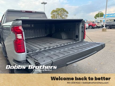 Used 2024 Chevrolet Silverado 1500 Custom AWD/4WD image 38