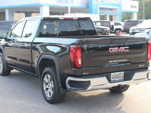 Used 2025 GMC Sierra 1500 SLT AWD/4WD image 5