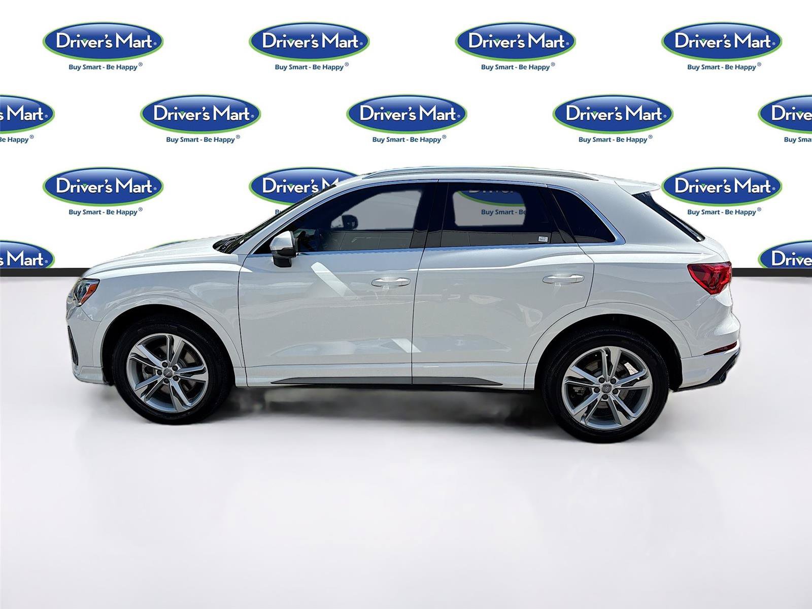 Used 2020 Audi Q3 2.0T Premium w/ Convenience Package AWD/4WD image 4