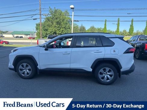 Used 2020 Toyota RAV4 LE w/ All Weather Liner Package AWD/4WD image 13