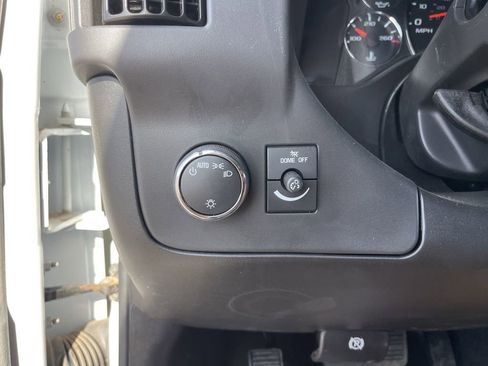 New 2025 GMC Savana 2500 w/ Driver Convenience Package RWD image 18