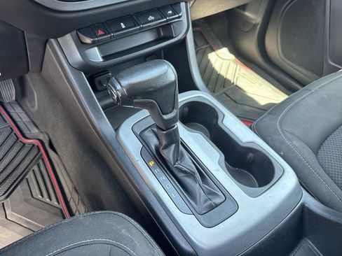 Used 2021 Chevrolet Colorado LT RWD image 30