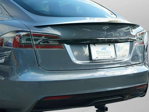 Used 2021 Tesla Model S Plaid image 28