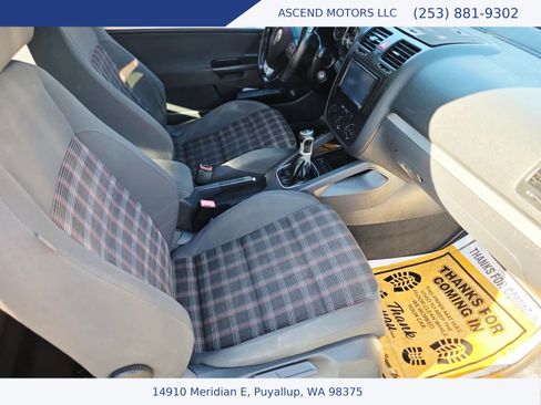 Used 2006 Volkswagen GTI 2.0T 2-Door FWD image 10