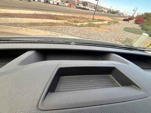 Used 2023 Ford Transit 350 XLT RWD image 20