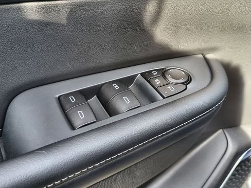 Used 2026 Buick Enclave Preferred w/ Power Package image 23