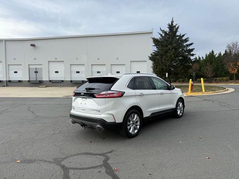 Used 2020 Ford Edge Titanium w/ Class II Trailer Tow Package image 4