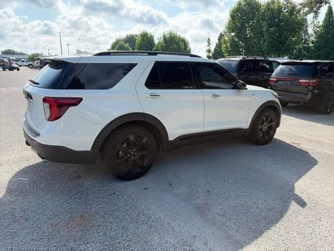 Used 2023 Ford Explorer ST-Line w/ Class IV Trailer Tow Package RWD image 5