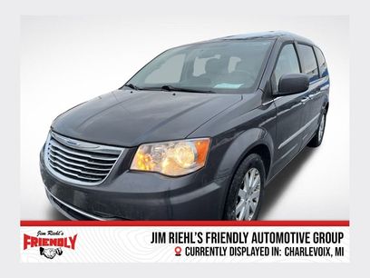 Used 2016 Chrysler Town & Country Touring w/ Driver Convenience Group