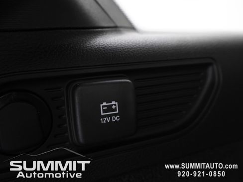 New 2026 Jeep Grand Cherokee Summit image 32