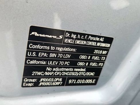 Used 2018 Porsche Panamera 4S image 61